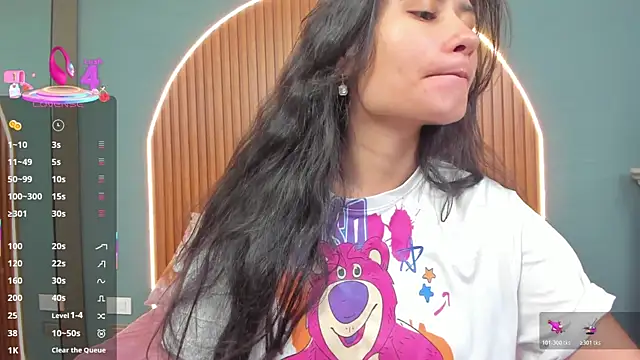 NayeCloud online show from 19, 12, 2025