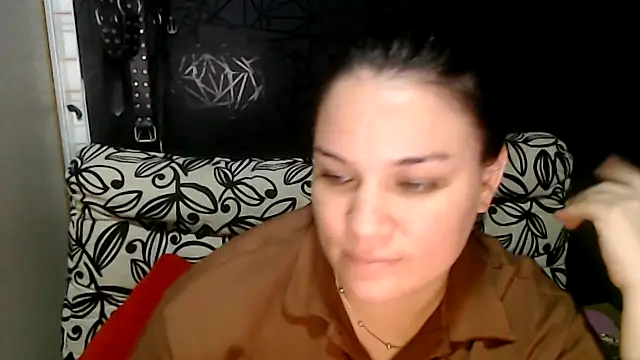 love and Lust online show from 25, 2, 2025