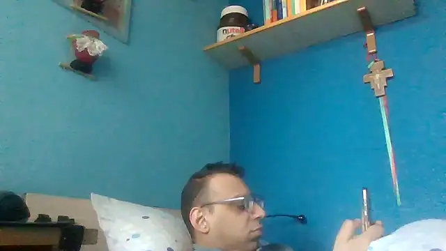Snapshot of Simone_18_10_ chatting on 2, 1, 2025 Simone 18 10 online show from 2, 1, 2025