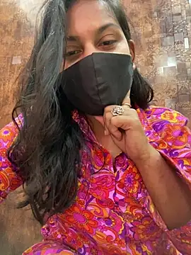 HaaniKaur online show from 2, 2, 2026