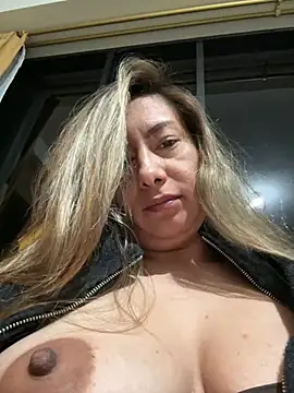 xLadyScarlettx online show from 4, 2, 2025