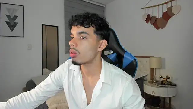 mateoleonee online show from 6, 3, 2025