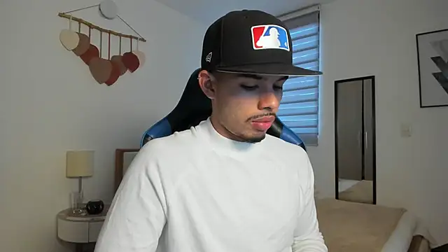 mateoleonee online show from 22, 9, 2025