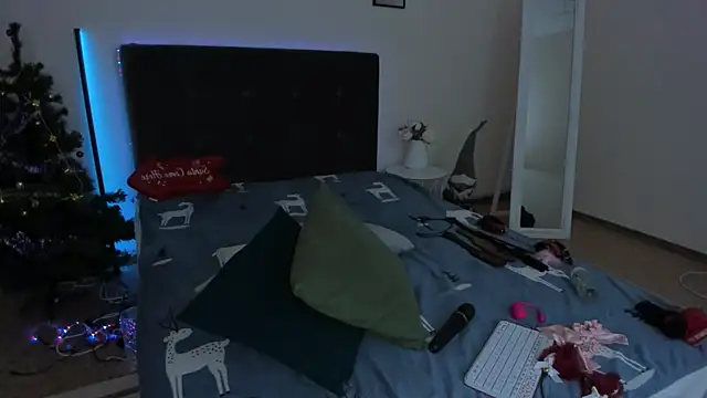 CassieEvans online show from 3, 1, 2025