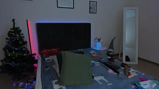 CassieEvans online show from 4, 1, 2025