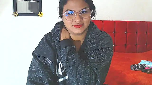 SweetAlmaa online show from 31, 1, 2025