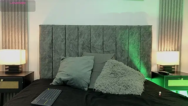 Ema Stone65 online show from 15, 9, 2025