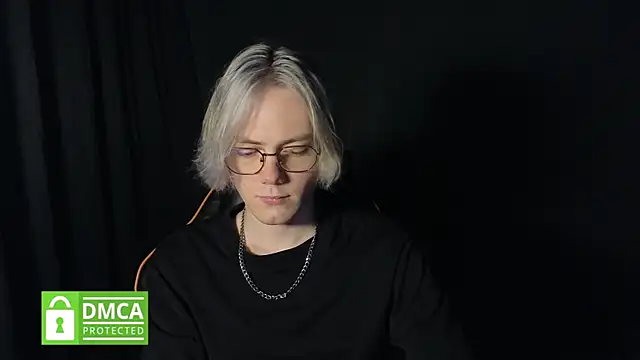 Snapshot of Keytaro chatting on 9, 6, 2026 Keytaro online show from 9, 6, 2026