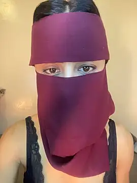Snapshot of Beautiful_arab chatting on 12, 1, 2025 Beautiful arab online show from 12, 1, 2025