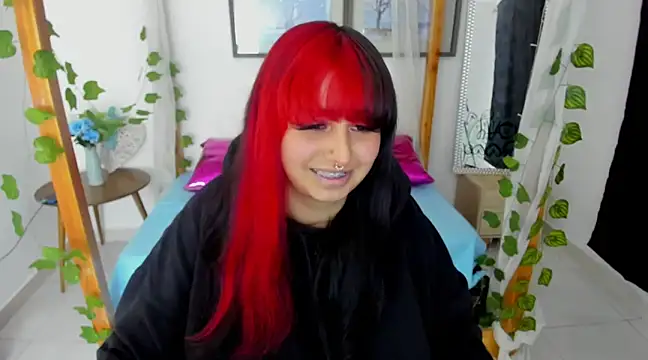 lussyevans24 online show from 7, 2, 2025