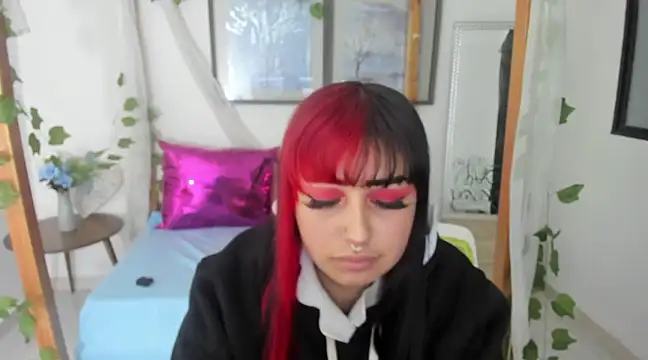 lussyevans24 online show from 9, 2, 2025