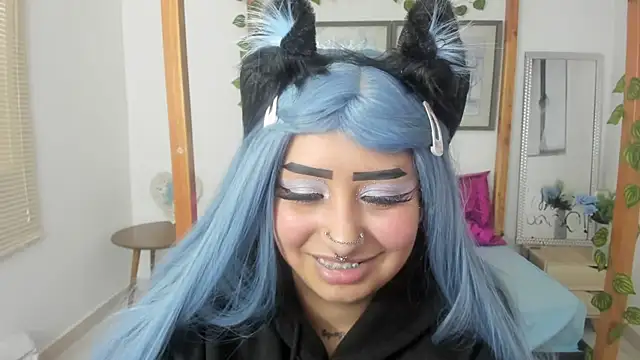 lussyevans24 online show from 18, 3, 2025