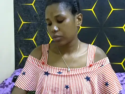 Snapshot of miss_lyne001 chatting on 28, 2, 2025 miss lyne001 online show from 28, 2, 2025