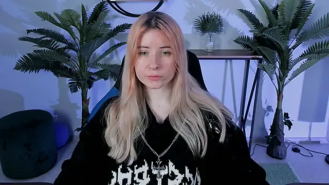 LexiWenford online show from 24, 12, 2024