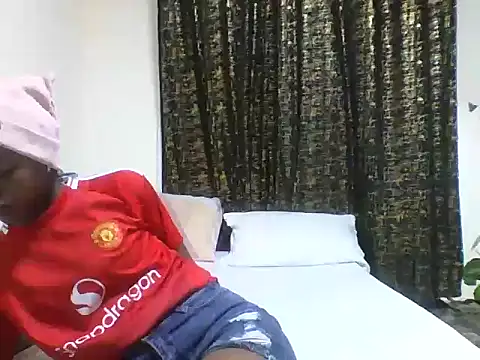 Petite doll20 online show from 13, 1, 2026