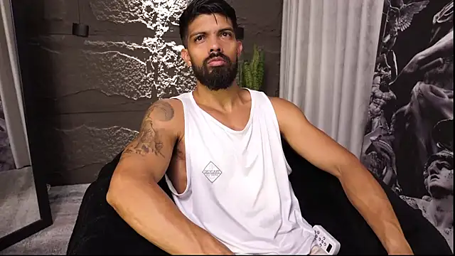 Snapshot of DannSaenz chatting on 3, 5, 2026 DannSaenz online show from 3, 5, 2026