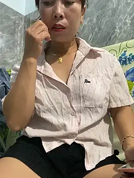 Linaannn online show from 17, 2, 2026