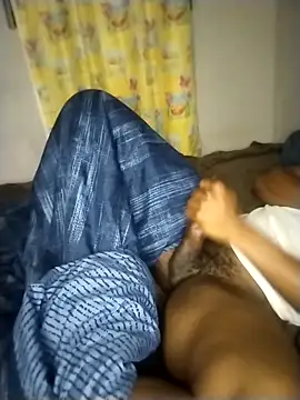 Convertiblechulo online show from 12, 4, 2026