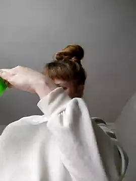 Snapshot of CoddessCrystal chatting on 24, 1, 2025 CoddessCrystal online show from 24, 1, 2025