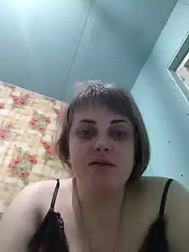 Snapshot of CoddessCrystal chatting on 3, 2, 2025 CoddessCrystal online show from 3, 2, 2025