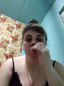 Snapshot of CoddessCrystal chatting on 5, 2, 2025 CoddessCrystal online show from 5, 2, 2025