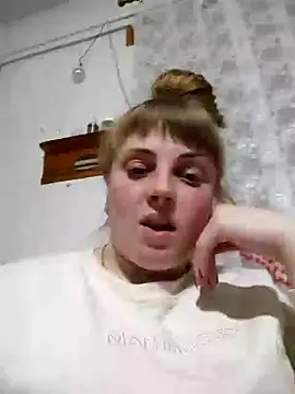 Snapshot of CoddessCrystal chatting on 12, 2, 2025 CoddessCrystal online show from 12, 2, 2025