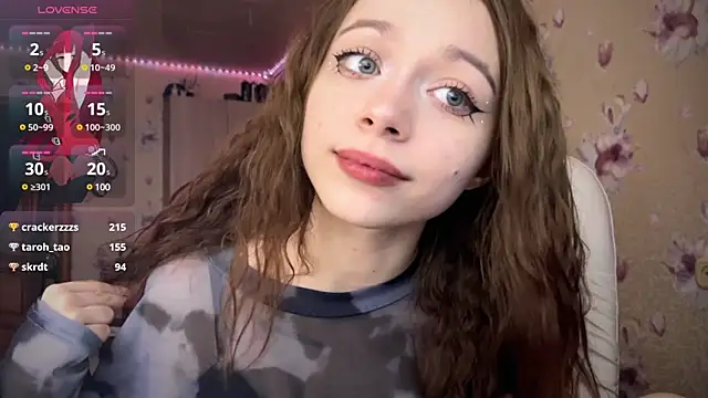 Snapshot of _SofiaBrown chatting on 1, 2, 2025 SofiaBrown online show from 1, 2, 2025