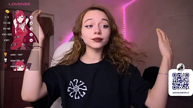 Snapshot of _SofiaBrown chatting on 11, 9, 2025 SofiaBrown online show from 11, 9, 2025