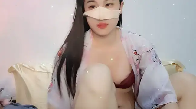 Snapshot of _MianMi_96 chatting on 10, 2, 2025 MianMi 96 online show from 10, 2, 2025