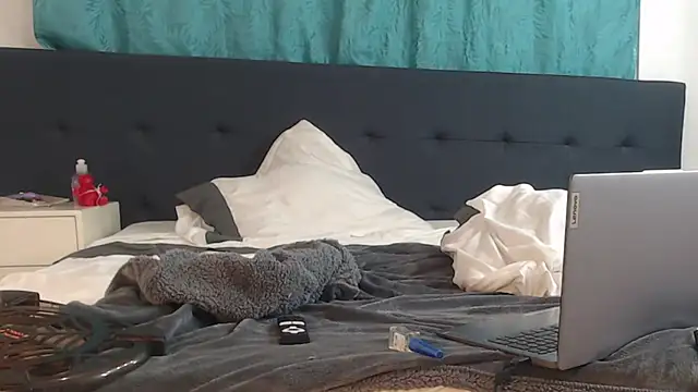 luna palmerau online show from 9, 1, 2025