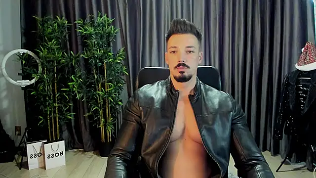 Snapshot of HaydenSpearss chatting on 25, 11, 2025 HaydenSpearss online show from 25, 11, 2025