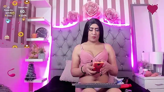 Natasha Hart online show from 23, 1, 2025