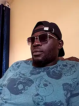 Snapshot of ClinDi chatting on 4, 1, 2025 ClinDi online show from 4, 1, 2025