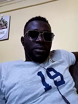 Snapshot of ClinDi chatting on 6, 1, 2025 ClinDi online show from 6, 1, 2025