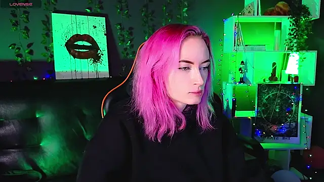  HelenCarter online show from 8, 2, 2025