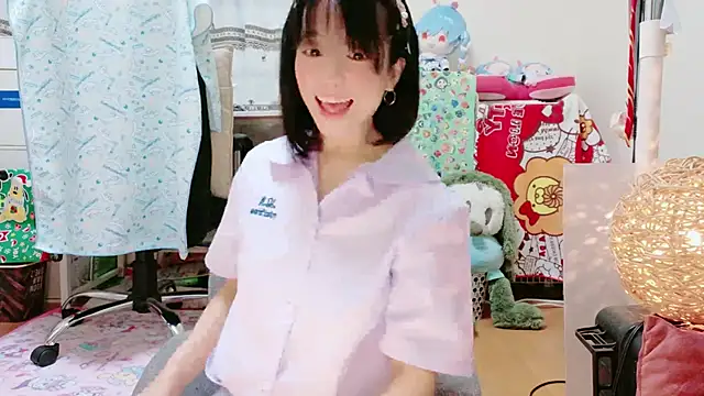 Snapshot of renapiyon8182 chatting on 27, 1, 2025 renapiyon8182 online show from 27, 1, 2025