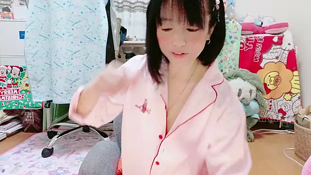 Snapshot of renapiyon8182 chatting on 8, 2, 2025 renapiyon8182 online show from 8, 2, 2025