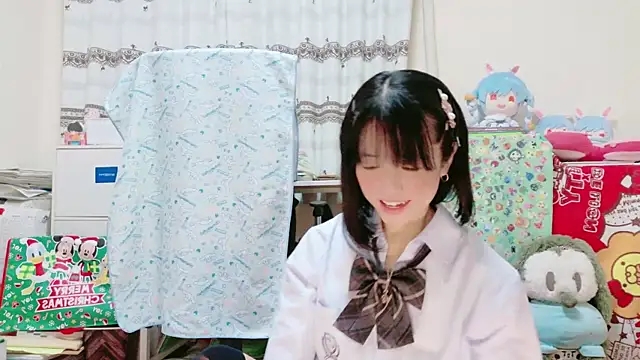 Snapshot of renapiyon8182 chatting on 15, 2, 2025 renapiyon8182 online show from 15, 2, 2025