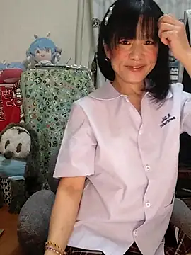 Snapshot of renapiyon8182 chatting on 22, 2, 2025 renapiyon8182 online show from 22, 2, 2025