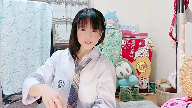 Snapshot of renapiyon8182 chatting on 6, 3, 2025 renapiyon8182 online show from 6, 3, 2025