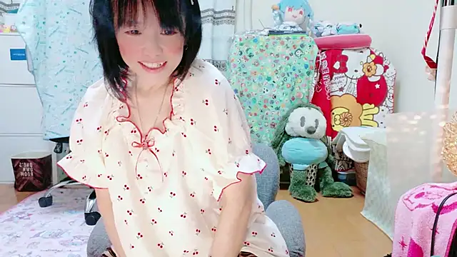 Snapshot of renapiyon8182 chatting on 21, 3, 2025 renapiyon8182 online show from 21, 3, 2025