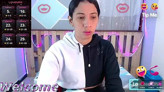 Snapshot of Lina10 chatting on 28, 1, 2025 Lina10 online show from 28, 1, 2025