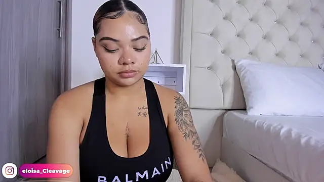 Eloisa cleavage  online show from 12, 2, 2025