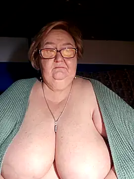 Snapshot of Awn290668 chatting on 15, 9, 2025 Awn290668 online show from 15, 9, 2025