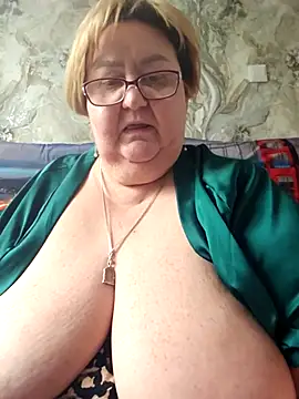 Awn290668 online show from 12, 4, 2026