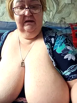 Snapshot of Awn290668 chatting on 4, 6, 2026 Awn290668 online show from 4, 6, 2026