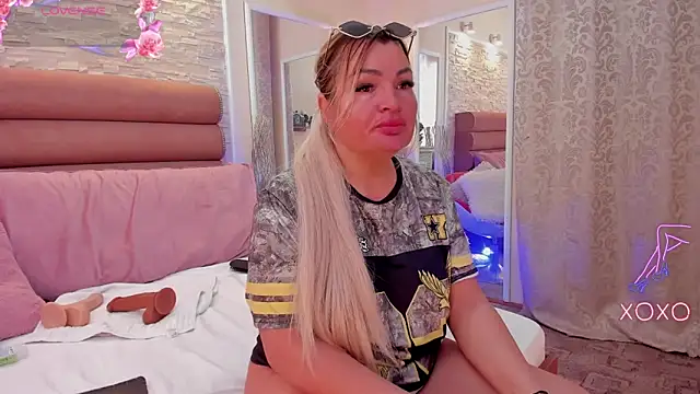 ArianaCroft online show from 18, 5, 2026