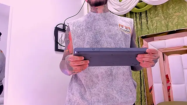 dilan scootk  online show from 2, 12, 2025