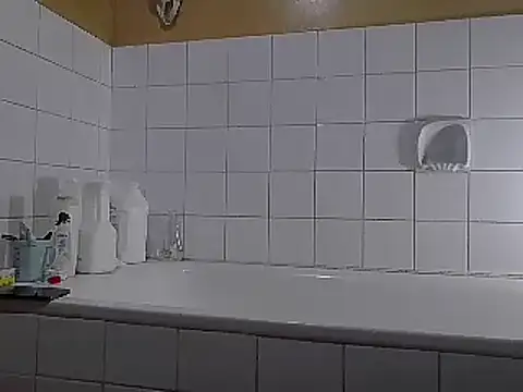 Snapshot of kisstoyousoon2024 chatting on 17, 1, 2025 kisstoyousoon2024 online show from 17, 1, 2025