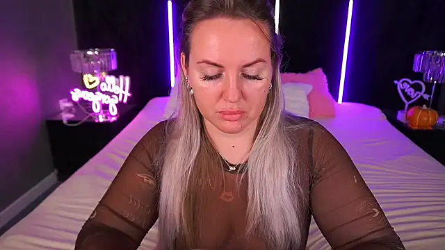 KiraCandyS online show from 13, 11, 2025